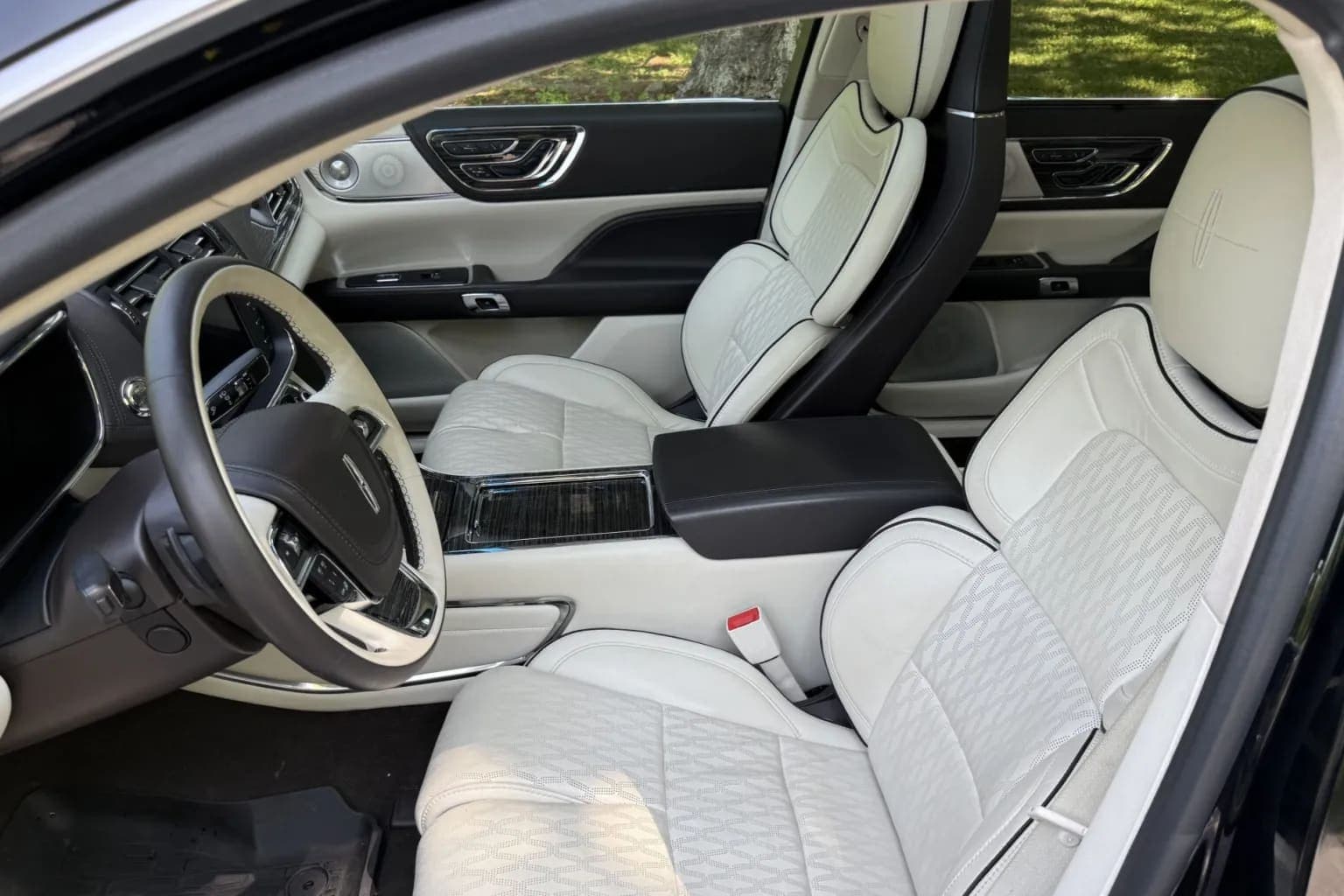 2019 Lincoln Continental 80th Anniversary Coach Door Edition — ONLY 31,000 MILES | RARE COLLECTOR-STYLE LUXURY SEDAN, view