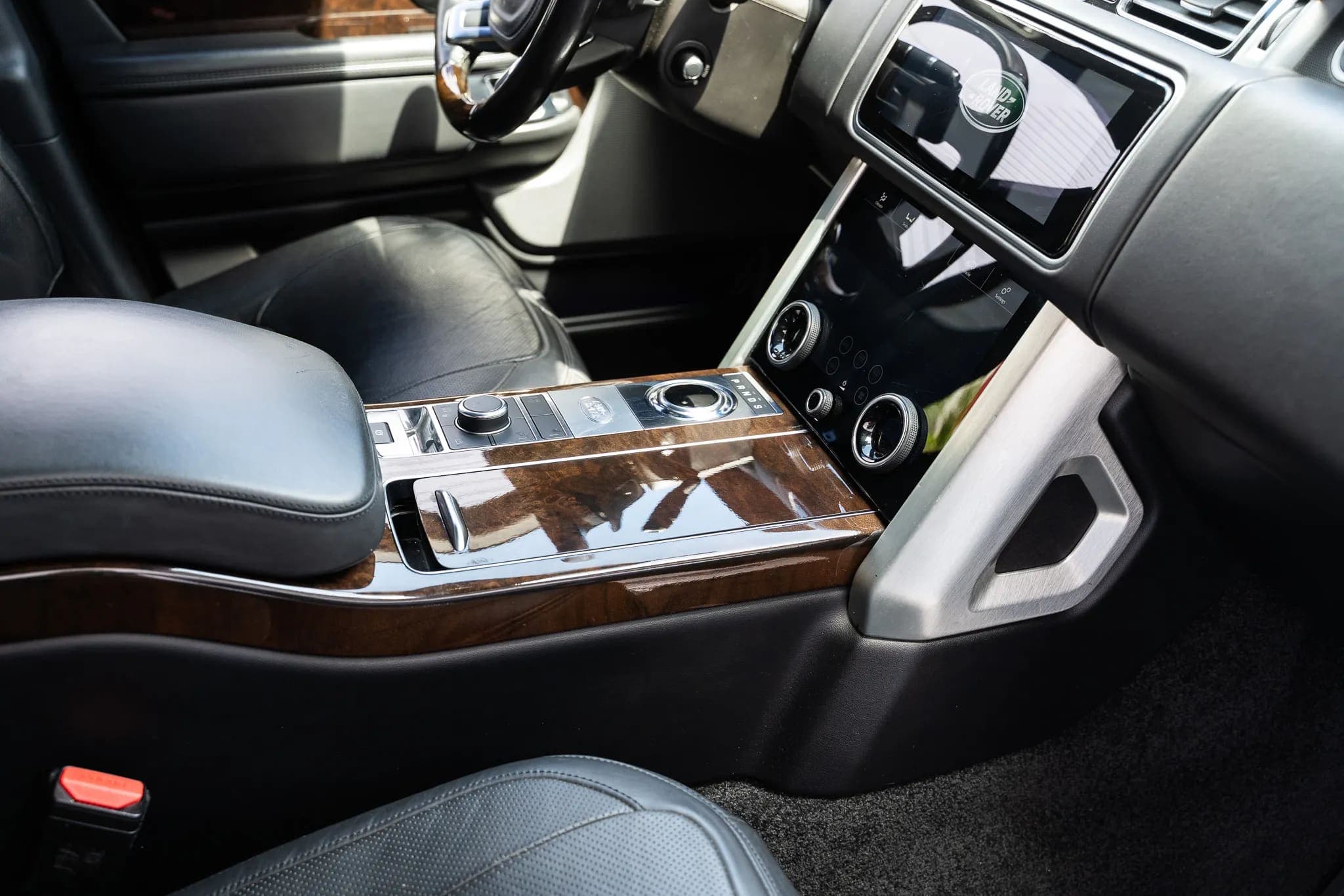 2018 Land Rover Range Rover Supercharged LWB, view
